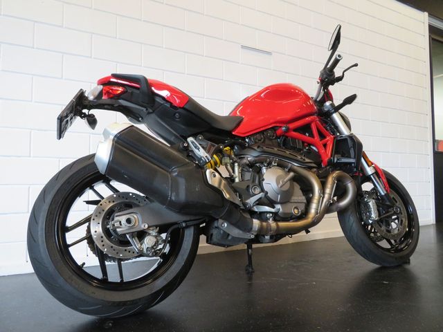 ducati - monster-821