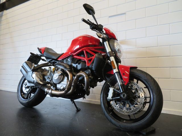 ducati - monster-821