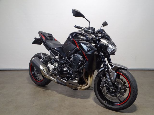 kawasaki - z900