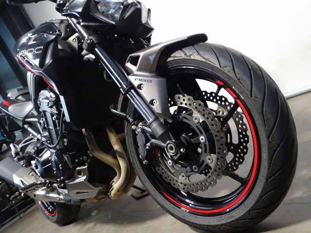 kawasaki - z900