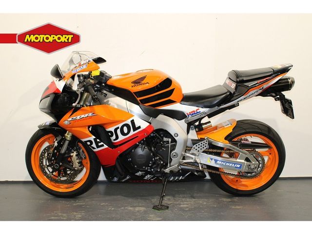 honda - cbr-1000-rr-fireblade