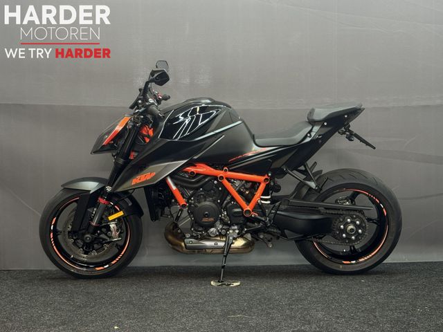 ktm - 1290-super-duke-r