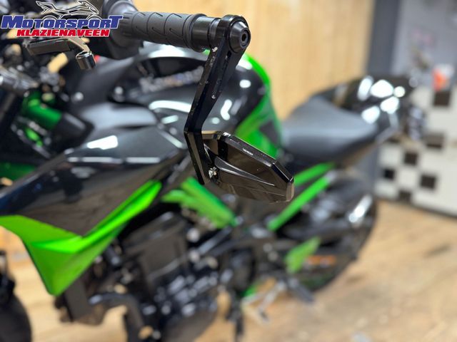 kawasaki - z900
