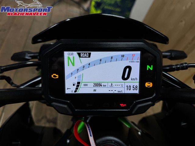 kawasaki - z900