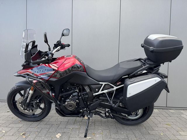 suzuki - v-strom-800