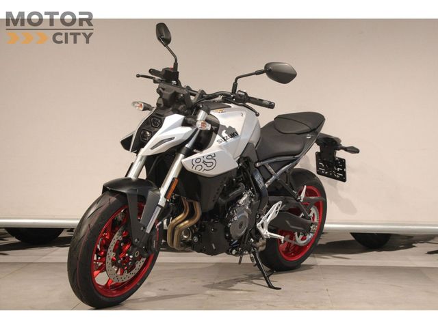 suzuki - gsx-8s