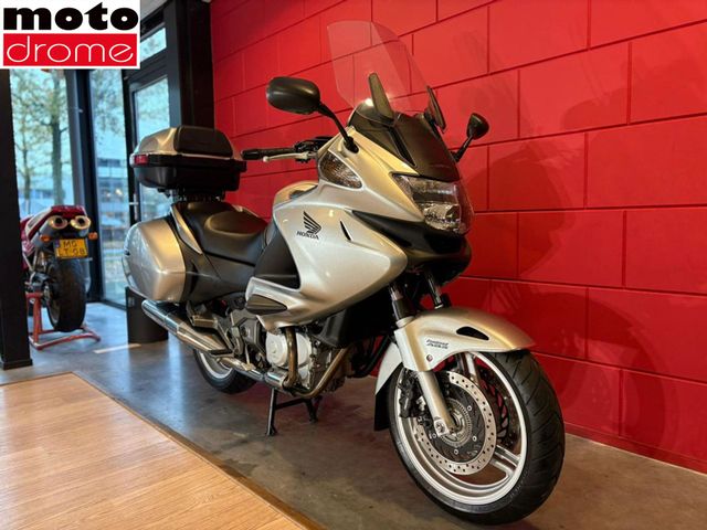 honda - nt-700-v-deauville