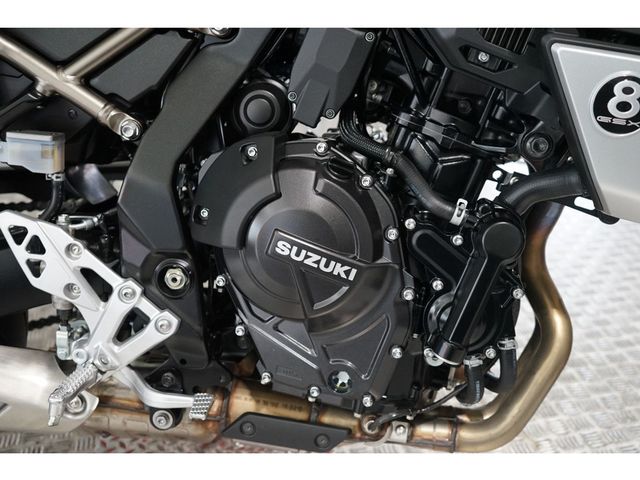 suzuki - gsx-8t