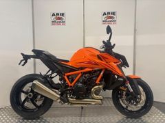 KTM 1390 SUPER DUKE R