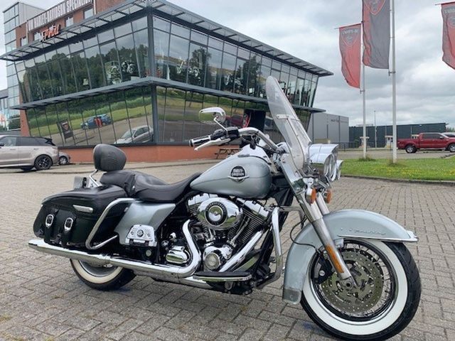 harley-davidson - road-king-classic-flhrc