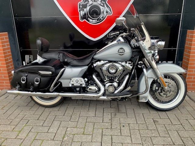 harley-davidson - road-king-classic-flhrc