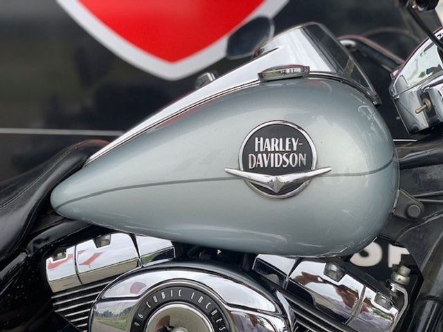 harley-davidson - road-king-classic-flhrc