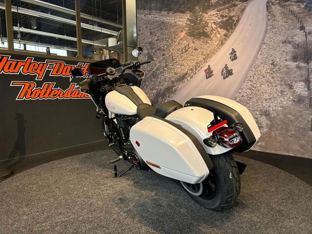 harley-davidson - low-rider-st