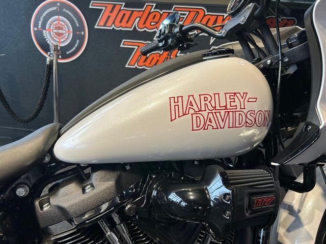 harley-davidson - low-rider-st