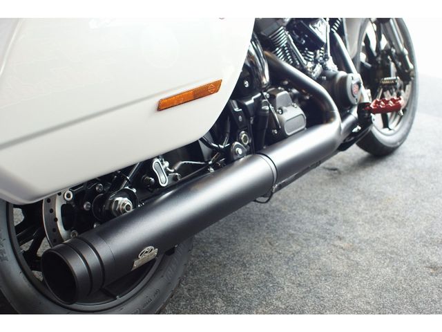 harley-davidson - low-rider-st