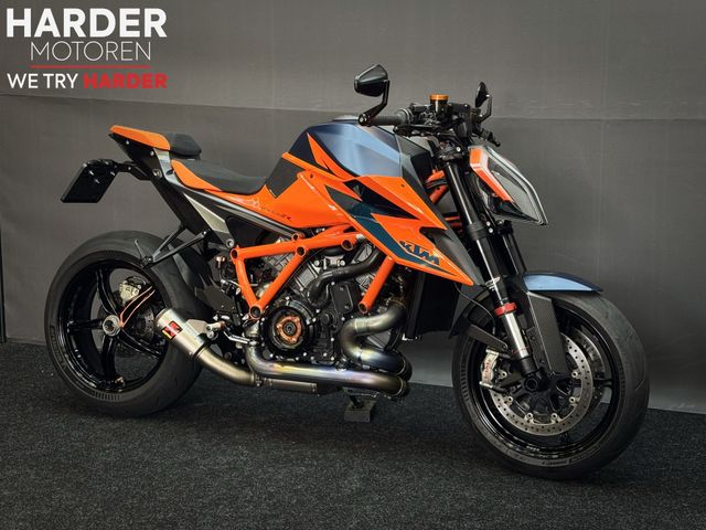 ktm - 1290-super-duke-r