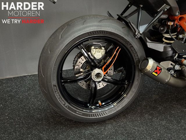 ktm - 1290-super-duke-r