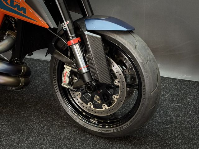 ktm - 1290-super-duke-r