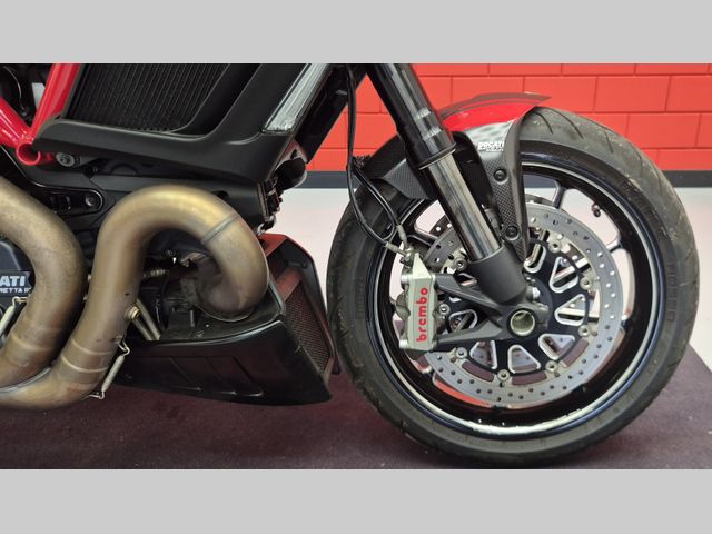 ducati - diavel-carbon
