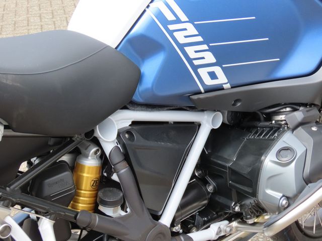 bmw - r-1250-gs-adventure