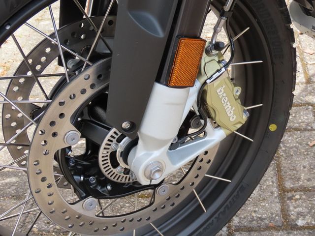 bmw - r-1250-gs-adventure