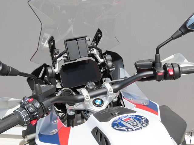 bmw - r-1250-gs-adventure