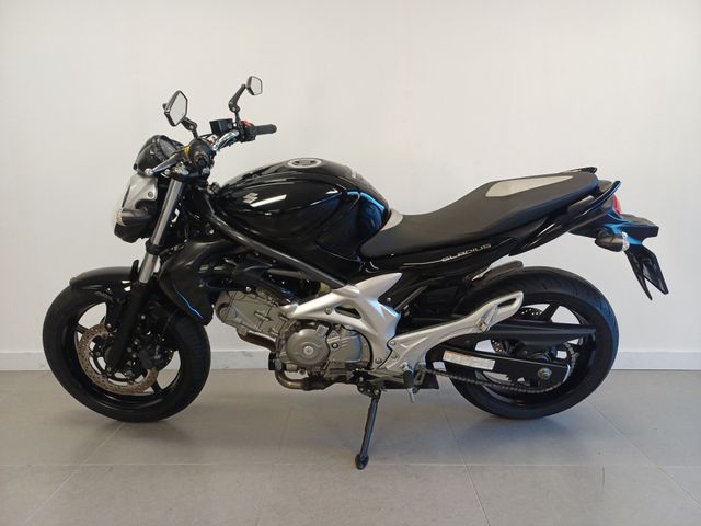 suzuki - sfv-650-gladius