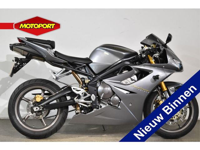 triumph - daytona-675
