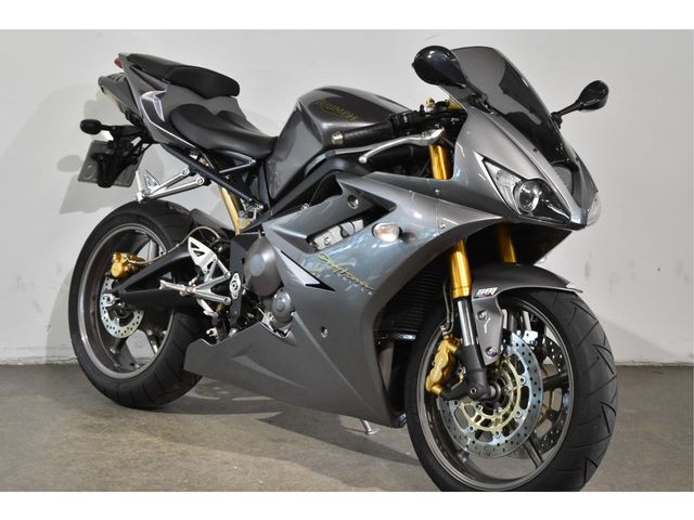 triumph - daytona-675