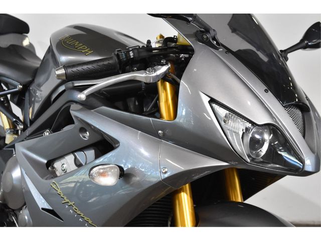 triumph - daytona-675