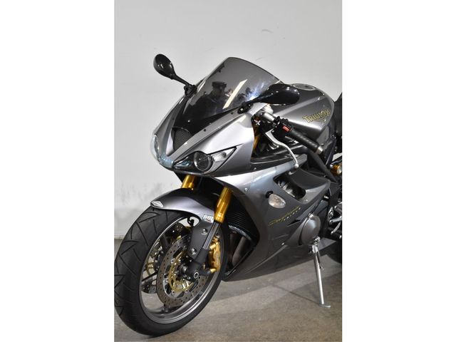triumph - daytona-675
