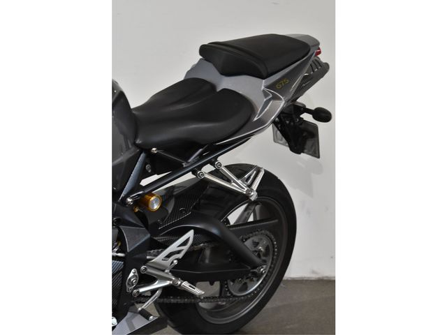 triumph - daytona-675