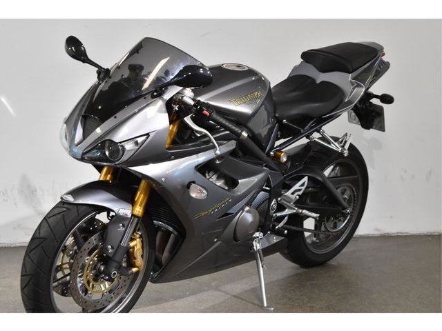 triumph - daytona-675