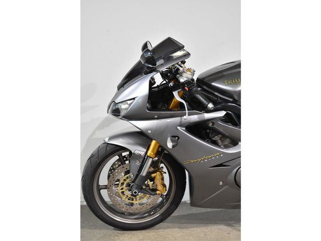 triumph - daytona-675