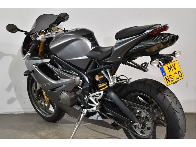 triumph - daytona-675