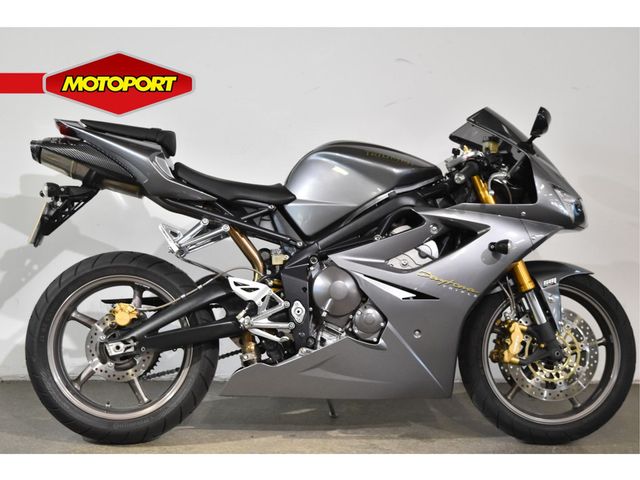 triumph - daytona-675