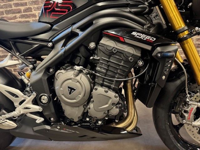 triumph - speed-triple-1200-rs