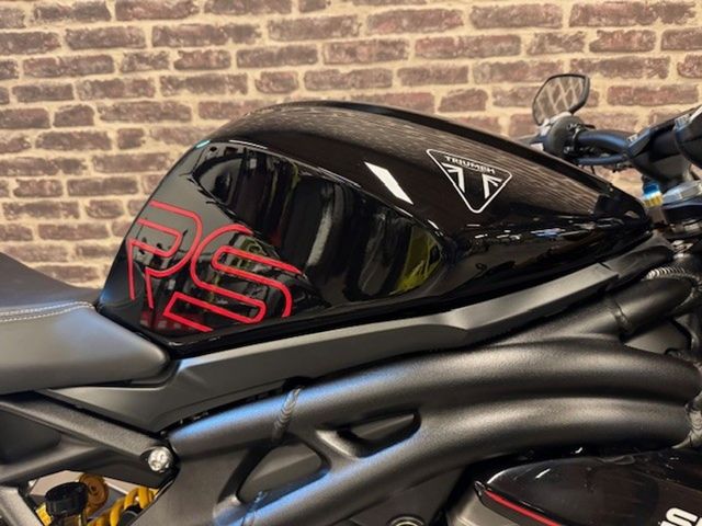 triumph - speed-triple-1200-rs