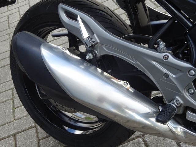 suzuki - gladius