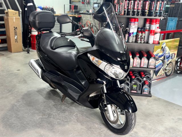 suzuki - burgman-200