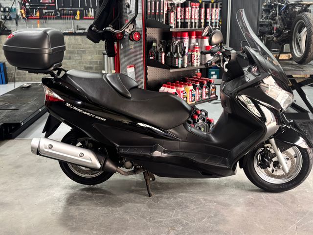 suzuki - burgman-200