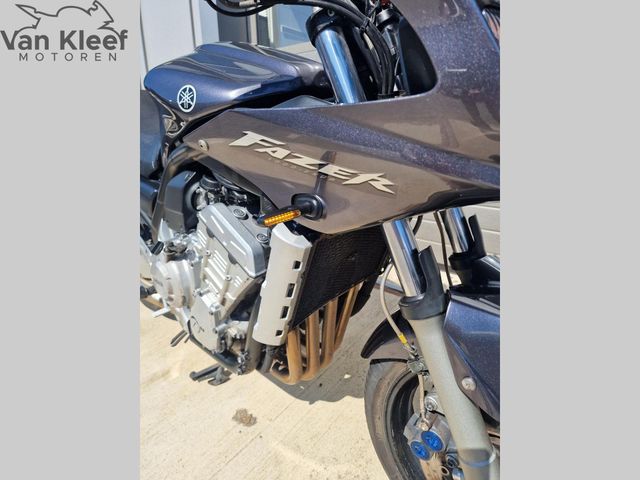 yamaha - fzs-1000--fazer