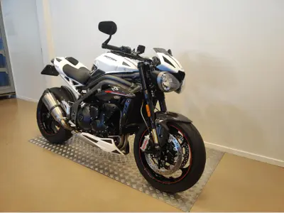 TRIUMPH SPEED TRIPLE RS – foto 2