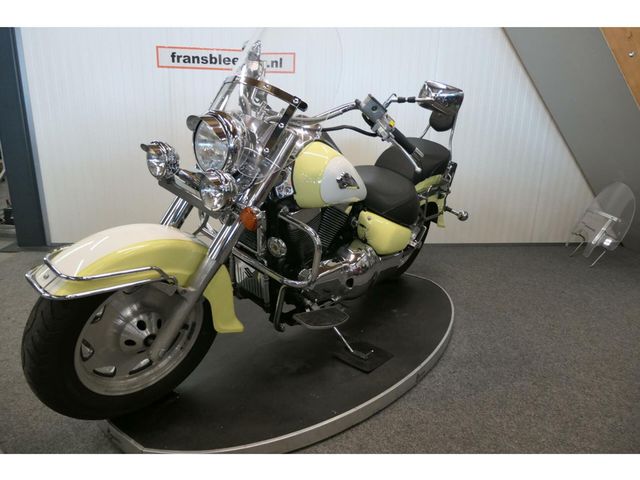 suzuki - vl-1500-lc-intruder