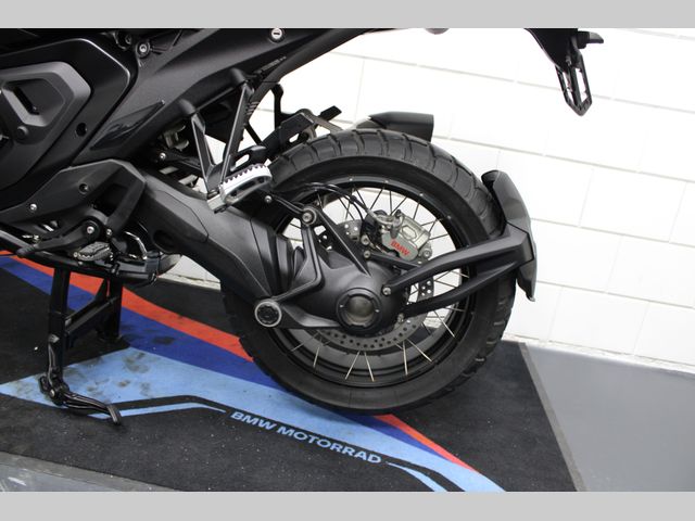 bmw - r-1300-gs