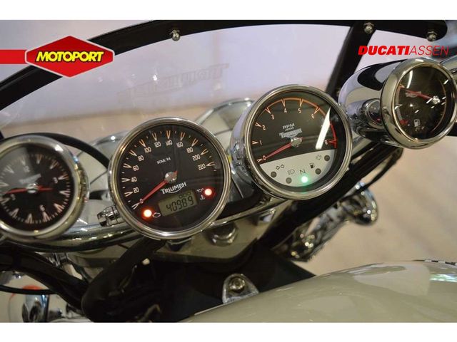 triumph - rocket-iii-classic