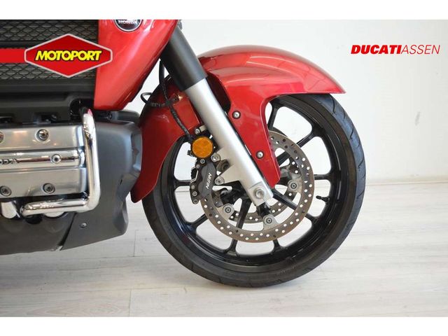 honda - f6-c-gl-1800-valkyrie