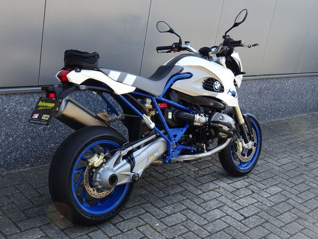 bmw - hp-2-megamoto