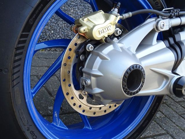 bmw - hp-2-megamoto