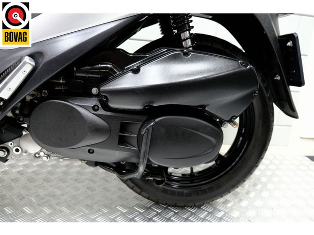 suzuki - ux-150